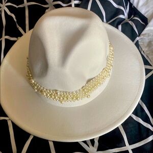 Elegant White Hat with Pearl Detailing